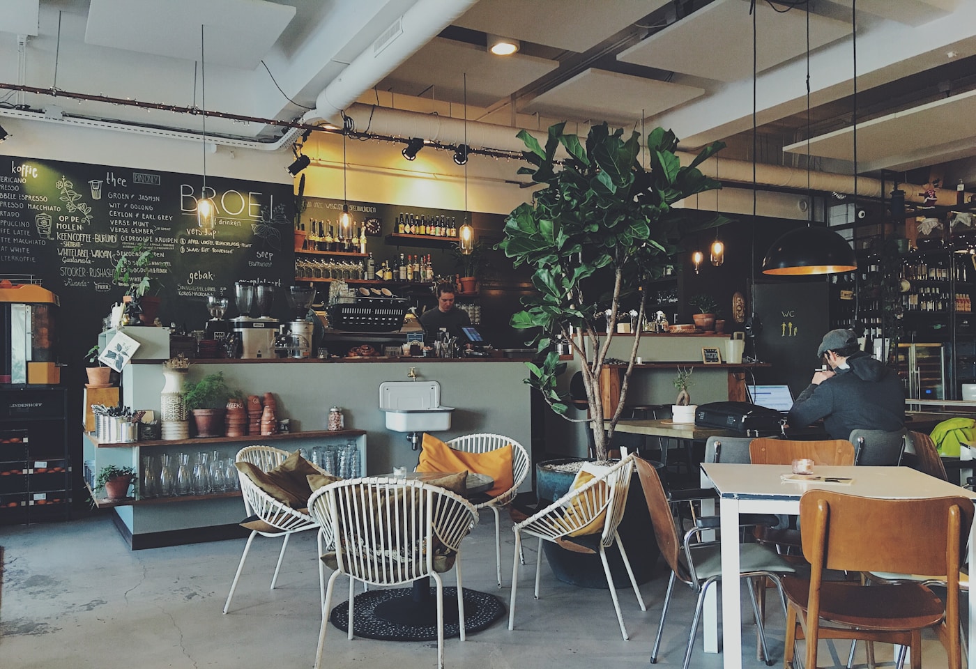 Yong Siak Street shophouse café context in Tiong Bahru